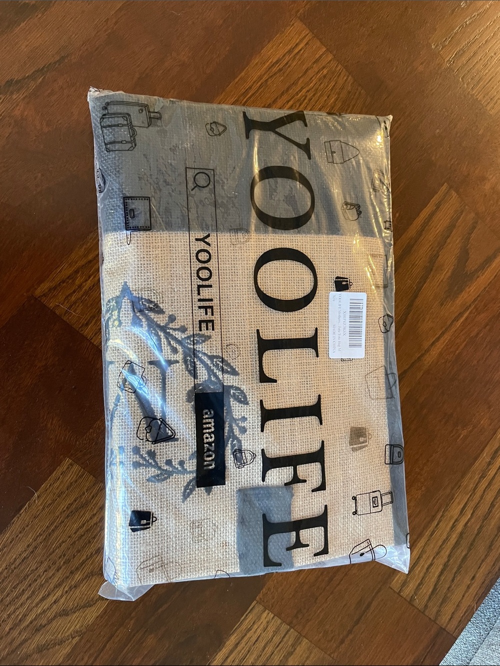 Yoolife Beige and Black Burlap tote bag